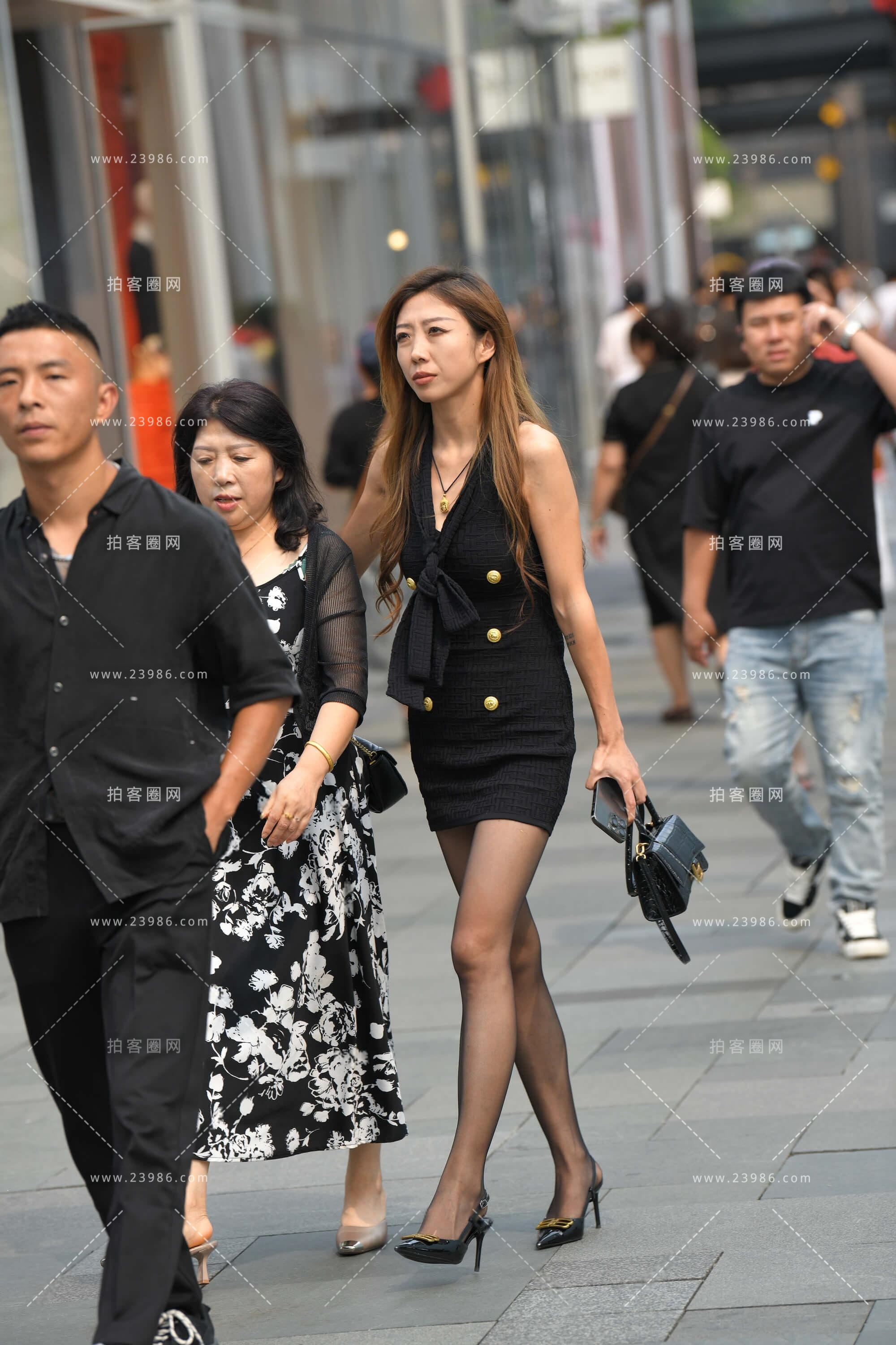 黑丝大长腿高挑