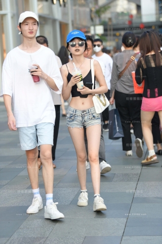 黑色的口红？