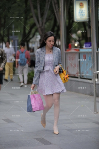 连衣裙波点丝高跟美姐