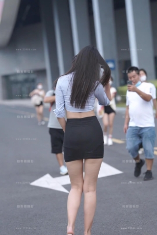 长腿包臀裙高挑美女