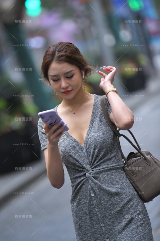 迎面走来