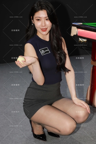 台球展性感黑丝模特 弦子