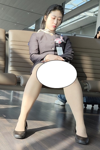 韩国空姐打电话，韩语好听，有惊喜