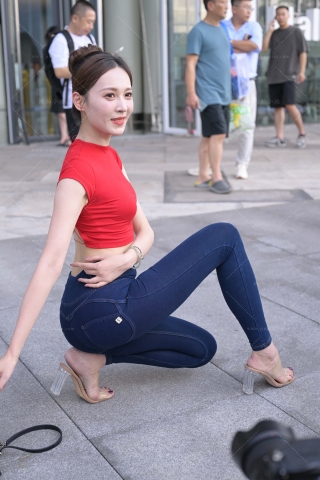 紧牛长腿小龙鼠4K高清视频纯享版