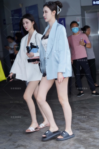 两位小姐姐