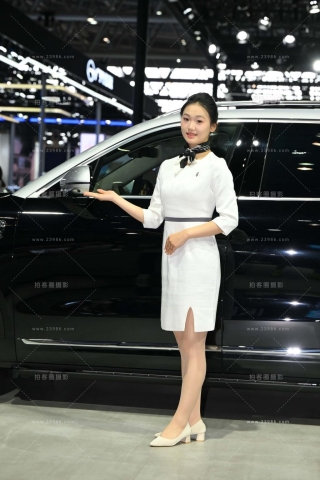 端庄又甜美的礼仪咨客小姐姐