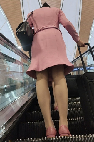 4K视频吉祥航乘务组空姐灰肉丝仙女般年轻