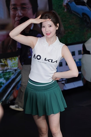 可人春晓 251124-16