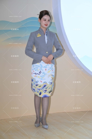 海航气质灰丝制服空姐