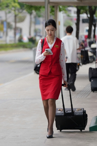 咖啡丝的空姐