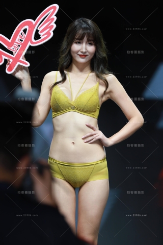 某商场MY BODY内衣秀-8位模特演绎