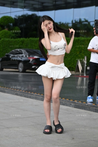 网红小姐姐--任绵绵