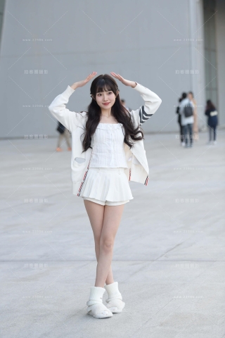 搭讪清甜可口，可爱女孩~