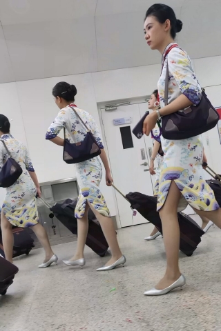 偶遇海航国际空乘换鞋
