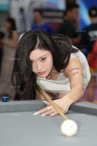 25广州台球展，性感长腿美女叶濛雨
