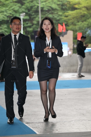 工装制服，黑丝高跟
