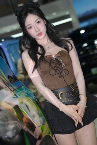 美腿大瑞瑞